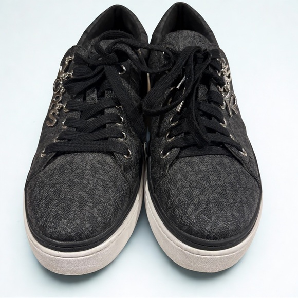 MICHAEL Michael Kors Chapman Logo Charm Lace-Up Sneakers Size 11 - Picture 4 of 9